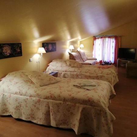 La Planquette Bed & Breakfast Castelnou Eksteriør bilde
