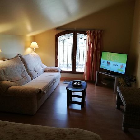 La Planquette Bed & Breakfast Castelnou Eksteriør bilde